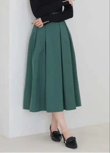 [ 새상품 ] 턱 플레어 컬러 스커트/MM537209