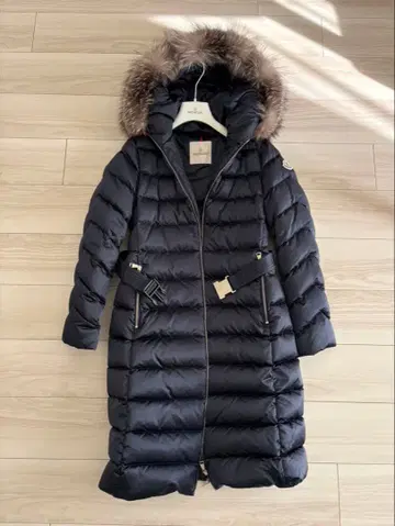 MONCLER 후드 부착 다운 자켓 네이비