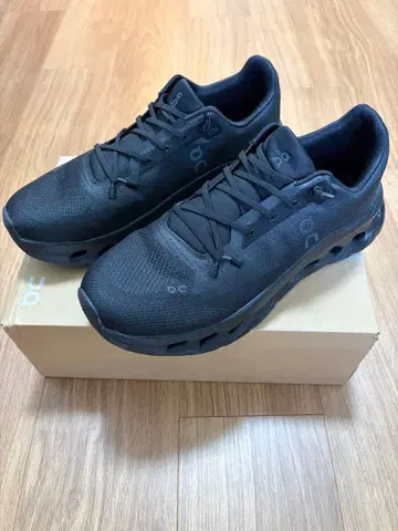 On Cloudtilt 클라우드 틸트 스니커즈 27.5cm