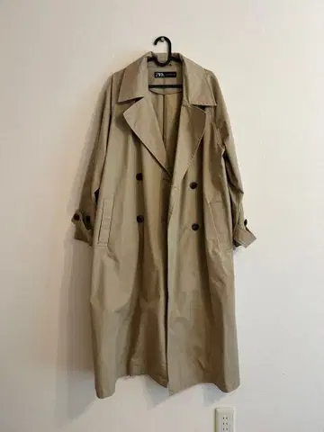 ZARA 베이지 트렌치코트