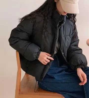 Vipoa 컴팩트 다운 자켓 블랙