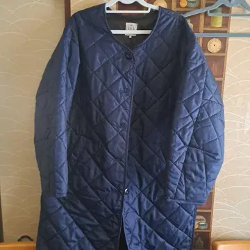 미사용 새상품 사만사 모스모스 네이비 퀼팅 롱 코트