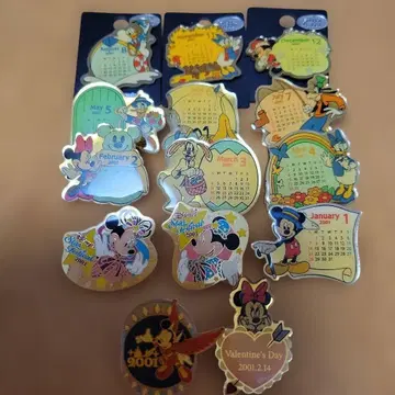디즈니 핀 배지 세트 TDL 2001년 달력 묶음 판매
