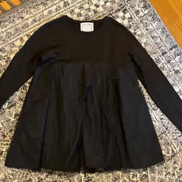 BEARDSLEY 블랙 긴팔 튜닉