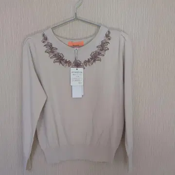 새상품 SunaUna 상의