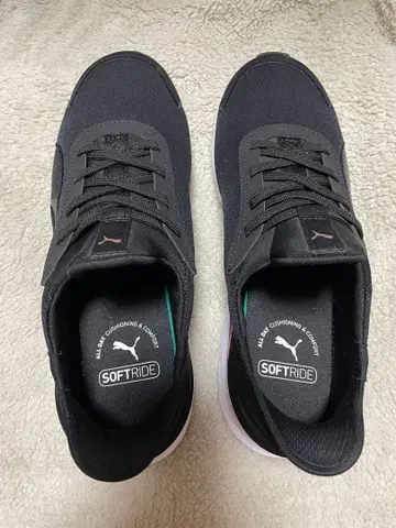 PUMA SOFTRIDE 블랙 스니커즈