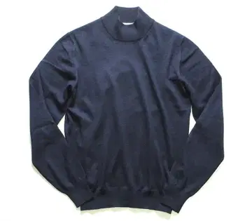 새상품 그랑사쏘 GRAN SASSO 울 모크넥 니트 네이비