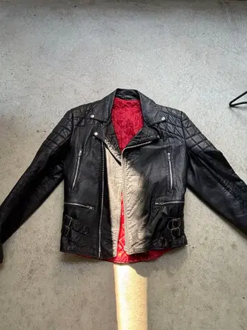 90s 블랙 라이더 자켓, 빨간색 안감 부착
