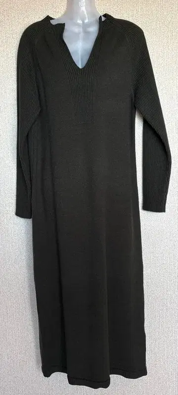 그램립스 키 넥 포인트 리브 원피스