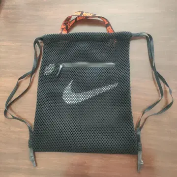 나이키 메쉬 백팩 블랙