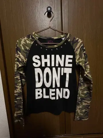 Ninety Girl 카모 패턴 긴팔 티셔츠 9090 girl