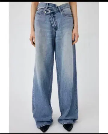 MOUSSY CROSS WAIST WIDE STRAIGHT