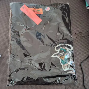 미사용 블랙 T셔츠 그래픽 프린트