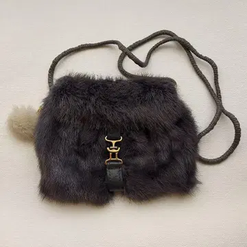 그레이 퍼 숄더백