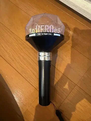 TOBE 1st Super Live 응원봉