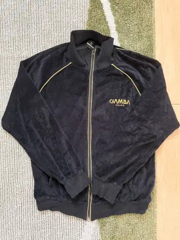 GAMBA 블랙 플리스 자켓