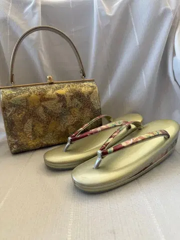 꽃무늬 하나오와 골드 백 세트