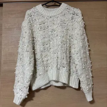 ZARA 펄 장식 니트 S 사이즈