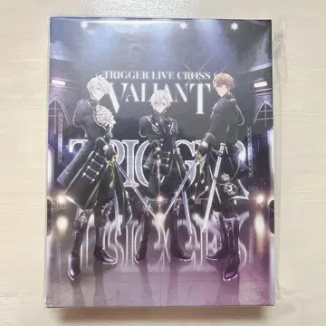 아이나나 TRIGGER LIVE CROSS VALIANT