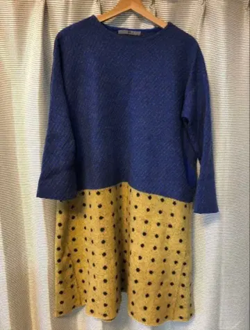 울 100% 파랑과 옐로우 컬러 도트 튜닉 사이즈 0