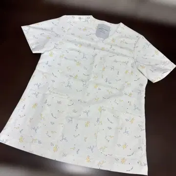 젤라피케 스크럽 애니멀 무늬