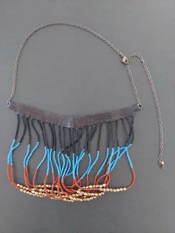 유나이티드 애로우즈 비즈 프린지 목걸이