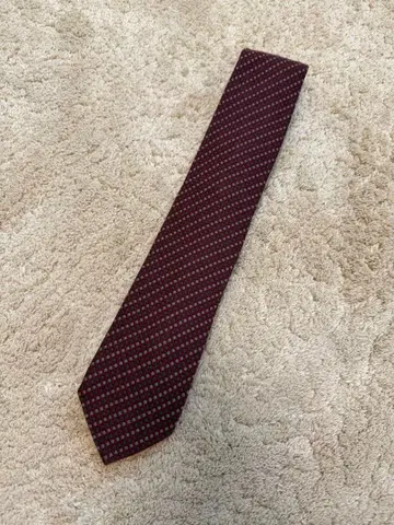 레노마 버건디 도트 넥타이