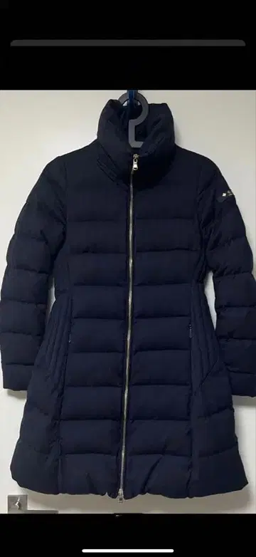 타트라스 다운 코트 새상품급