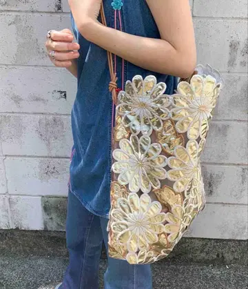 HEY! 미세스 로즈 플라워 자수 토트 골드