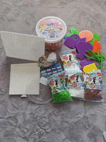 펄러비즈 다수 후르츠형 플레이트 포함