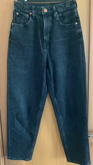 레드카드 테이퍼드 데님 블랙 사이즈 23