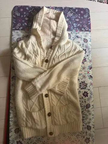 archives 후드 부착 아이보리 가디건