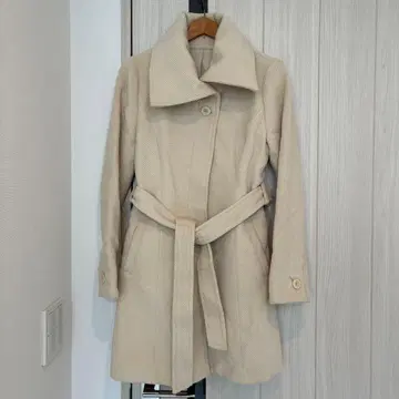 베이지 코듀로이 체스터 코트