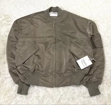 Entire Studios Broad Bomber Cream S