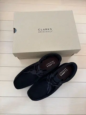 이번 시즌 구매 새상품 클락스