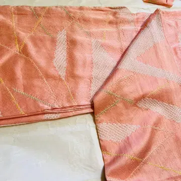 핑크 기하학 패턴 기모노 호몬기 시보리 순수 실크
