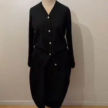 a. 버튼 블랙 가디건 이오그래픽 S 사이즈