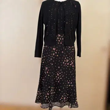 레리안 블랙 꽃무늬 쉬폰 셋업