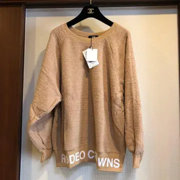 RODEO CROWNS 베이지 맨투맨