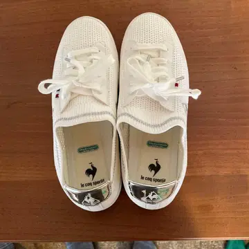 르꼬끄 스포르티브 메쉬 스니커즈 화이트