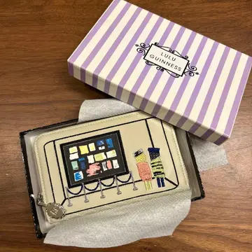 룰루 기네스 미술관 패턴 지갑 패스 케이스 미사용 새상품 박스 포함