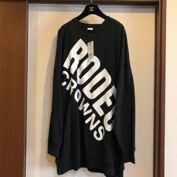 RODEO CROWNS 로고 맨투맨 블랙 매장 한정판