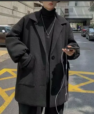 사선 포켓 부착 테일러드 코트