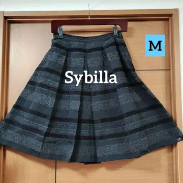 Sybilla 시빌라 보아 보더 플레어 스커트