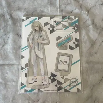 우타프리 AW 아크릴 스탠드 카뮤