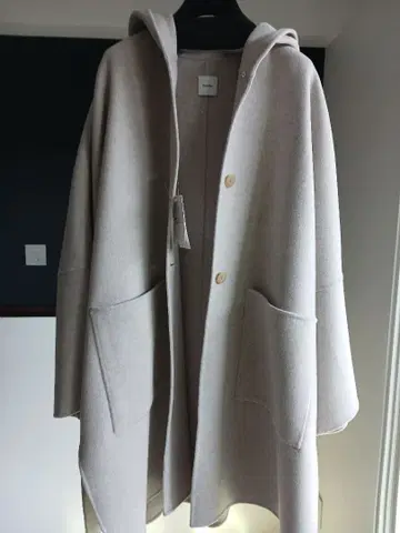 미사용 새상품 Spick & Span 슈퍼 160's 텐트 라인 코트