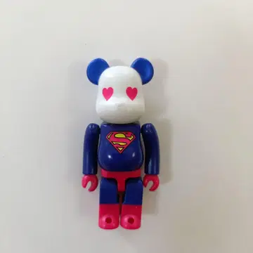 슈퍼맨풍 베어브릭