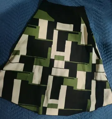 C.O.N.T.E. 기하학 패턴 플레어 스커트