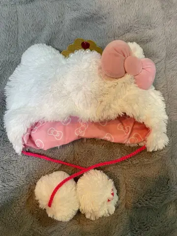 새상품급 USJ 유니버셜 키티 솜사탕 모자 폼폼 포함