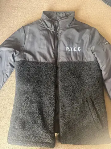 R.T.E.G 플리스 자켓 그레이/블랙